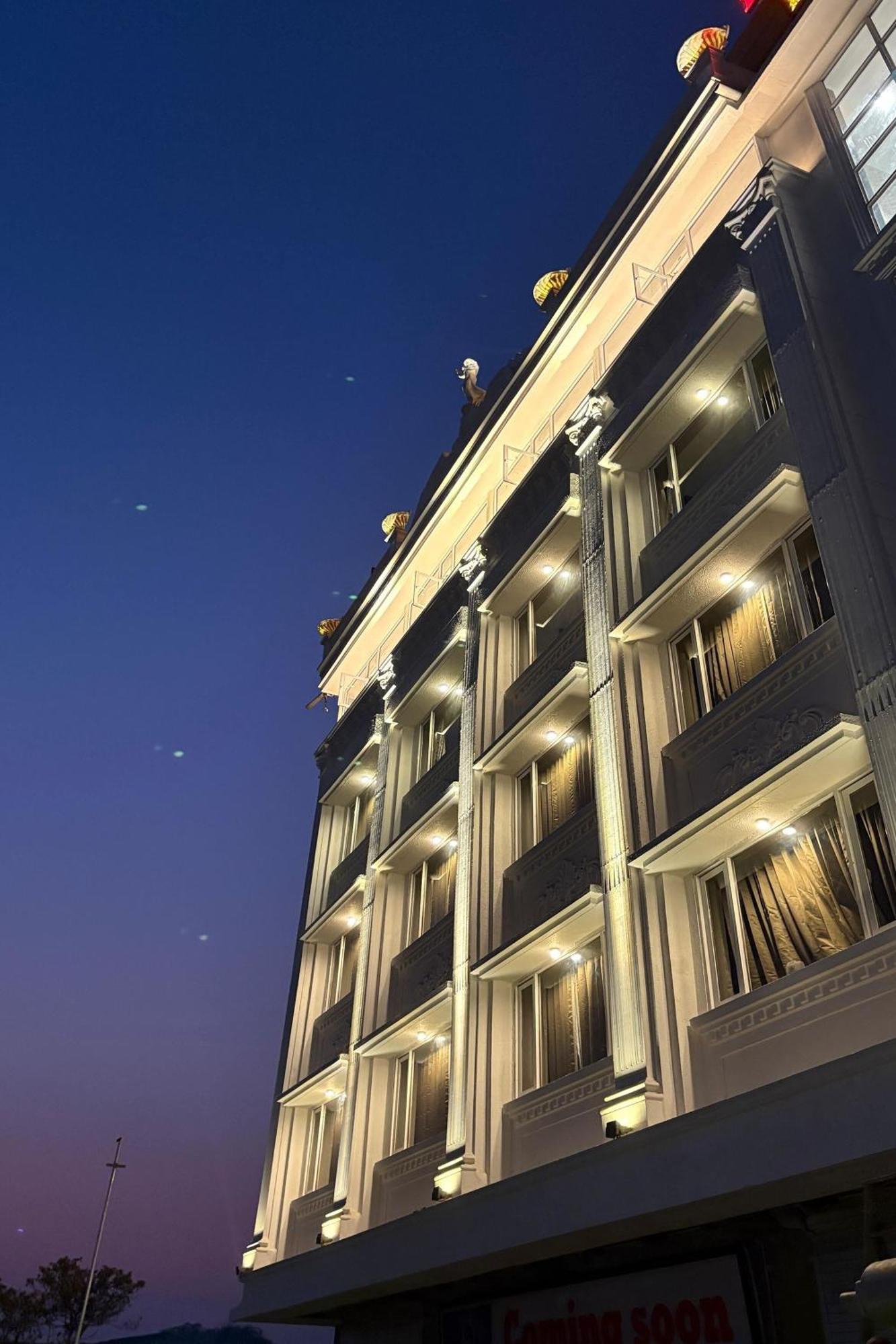 Hotel Kushala Grand, Dombivali Mangrul Luaran gambar